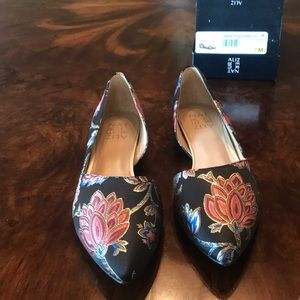Naturalizer brocade flats